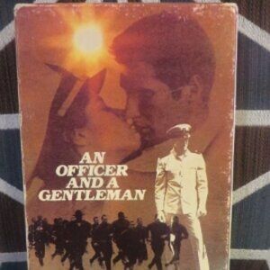 AN OFFICER AND A GENTLEMAN - 1982 - VHS (1st Release - Original 1982 Copy)